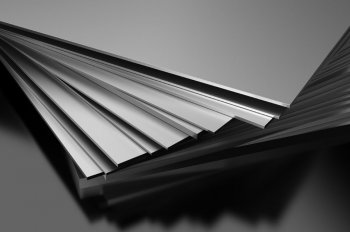 Титановый лист ОТ4 2,5*440/500*610 3,1/3,5кг